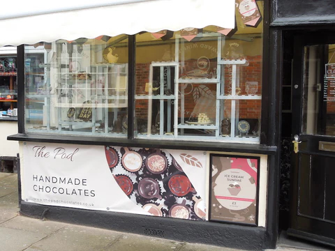 The Pod Chocolates 1